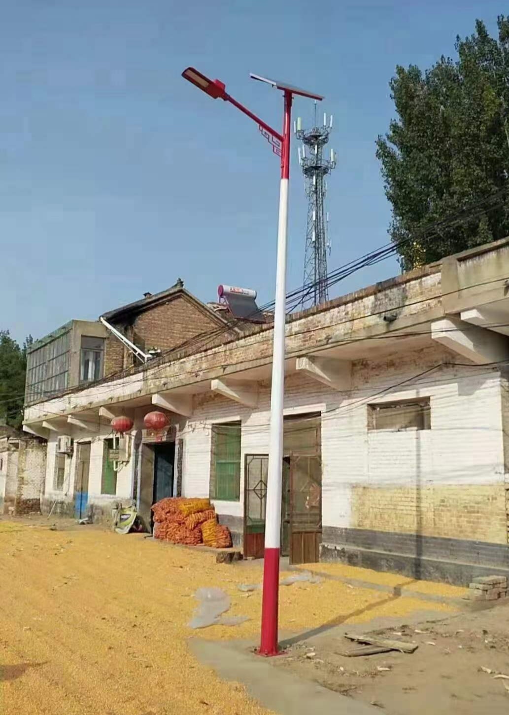 太陽(yáng)能路燈基礎(chǔ)施工方法？